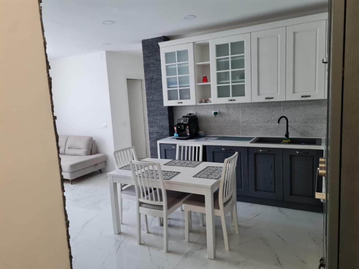 Apartament Marina Julia Eksteriør bilde